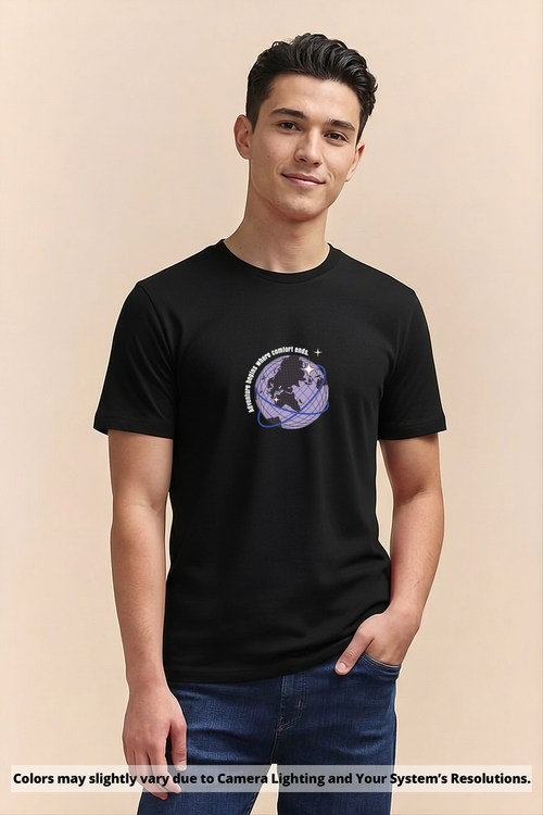 Men wearing a Black t-shirt